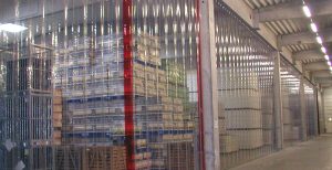 Streifenvorhang im Lagerbereich